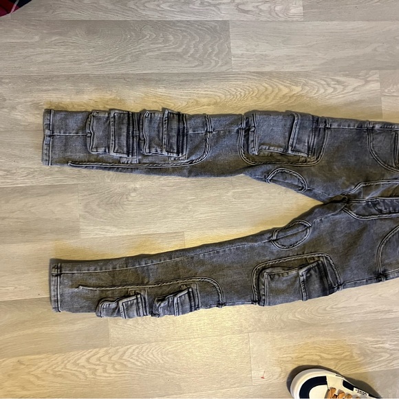 Men's Valabasas Slim Fit Utility Jeans - Charcoal - Picture 2 of 8